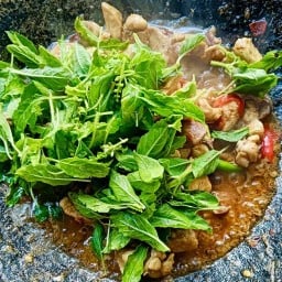 ครัวแอบอร่อย