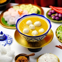 SET B น้ำยากะทิใต้ต้นตำรับลูกชิ้นปลาเยาวราชแท้ 100%