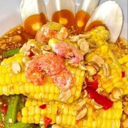 ตำข้าวโพ้ดไข่เค็ม