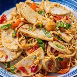 ตำมาม่าหมูยอน้ำปลาร้า