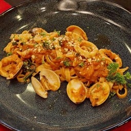 GIANT GRILL  สาขาสุขสวัสดิ์30