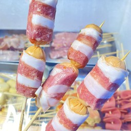 ไส้กรอกพันเบคอน