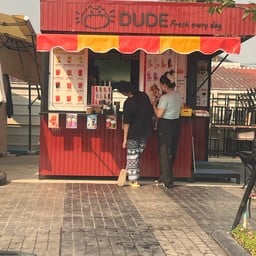 Dude….ร้านน้ำใกล้ฉัน ปั้ม พีที สันทราย