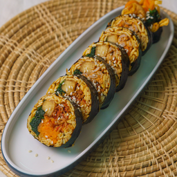 คิมบับไข่สไปซี่ Spicy Egg Kimbap Bulgogi