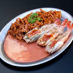 บะหมี่ไข่ซอสมันกุ้งก้ามกราม