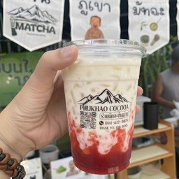 สตรอเบอร์รี่นมโอ๊ต