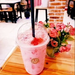 นมสดสตอเบอรี่