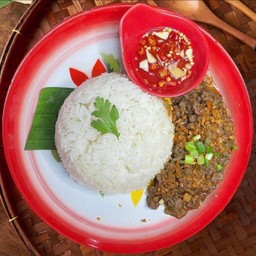 เนื้อสับทอดกระเทียม