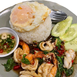 ข้าวกะเพราทะเล