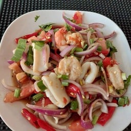 ยำวุ้นเส้นทะเล