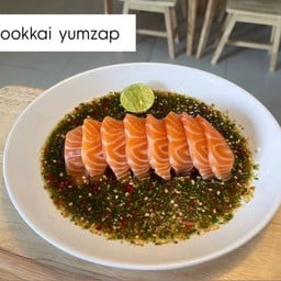 ยำแซลมอนสด