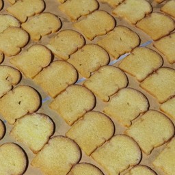 ปังกรอบเนย