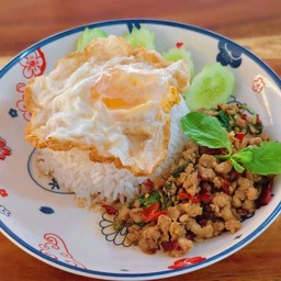 ข้าวกระเพราหมูสับ+ไข่ดาว