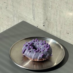 Donut Very  Creamy Berry (Lm)