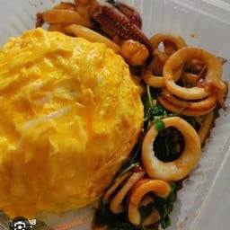 Teriyaki food made to order by Aom