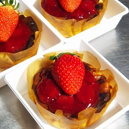 ชีสเค้กหน้าไหม้สตอเบอรี่