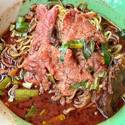 ก๋วยเตี๋ยวเรือ ป.ประทีป น้ำตกเนื้อ