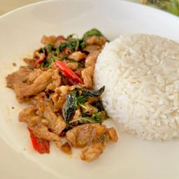 กะเพรานี่น่า