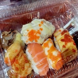 ซูชิป่ะล่ะ ตลาดเลียบด่วนทางแยกวัชรพล