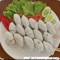 ปุ้ยตี้ ลูกชิ้น วรารัตน์