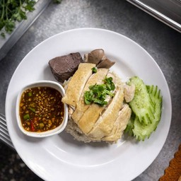 ข้าวมันไก่ต้มจักรวาล