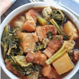 ต้มจับฉ่ายใส่หมูสามชั้น