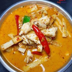 แกงคั่วเนื้อปู