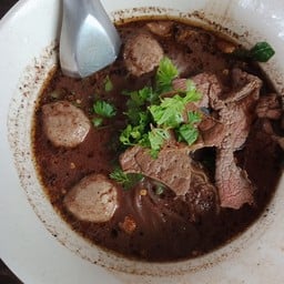 ก๋วยเตี๋ยวเรืออยุธยา ปังปอนด์