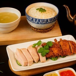 -ข้าวมันไก่สิงคโปร์+ไก่ทอด-