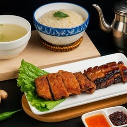 -ข้าวมันไก่ทอด+หมูแดงฮ่องกง-