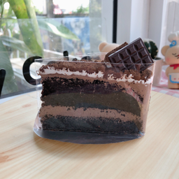 กามิเค้กช็อคโกแลตนมสด