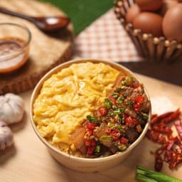 ข้าวไข่ข้น ครัวแม่ปุ้ย