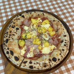 Hawaiian pizza