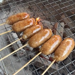 ร้านไส้กรอกแม่ทองเหรียญสาขา1 (แยกบขส.สระยาว) สาขา2สะเดียง