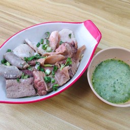 หมูรวมลวกจิ้มซีฟู้ด