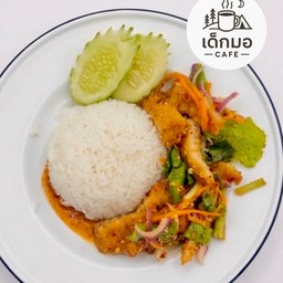 ข้าวยำไก่แซ่บ