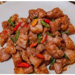 หมูสามชั้น + เนื้อหมูผัดกะปิ