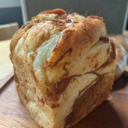 Floss Pork and Thai Homemade Salad  - Half Loaf (250 g)
