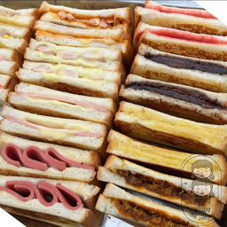 น้ำชง+แซนวิช2ชิ้น