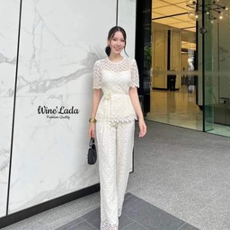 ชุดเซ็ตลูกไม้ ไซส์M งานป้ายWineLada