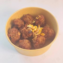 หมูก้อนทอด ( กับข้าว )