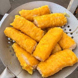 เกี๊ยวหมูเด้ง ตลาดสมอลล์