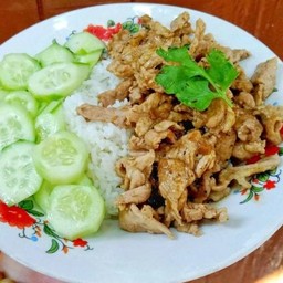 ผัดกระเทียมพริกไทย