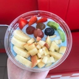 บลูสกาย โยเกิร์ตโบล์