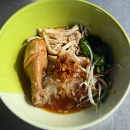 ก๋วยเตี๋ยวไก่มะระเจริญชัย