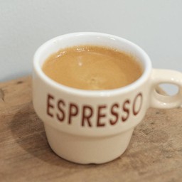 Latte and Friends Coffee House