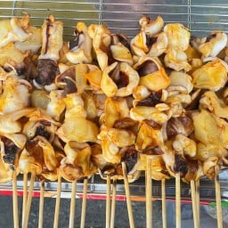 ปลาหมึกย่าง นวมินทร์68