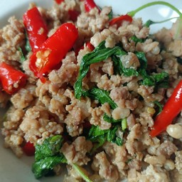 ข้าว _ กระเพรา