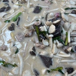 พร อาหารไทยตลาดประชานิเวศ 1