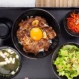 ข้าวหน้าเนื้อ(เลือกเนื้อได้) by Tensai Yakiniku ลำพูน